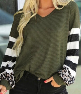 Green V Neck Leopard Stripe Splice Lantern Sleeve Top